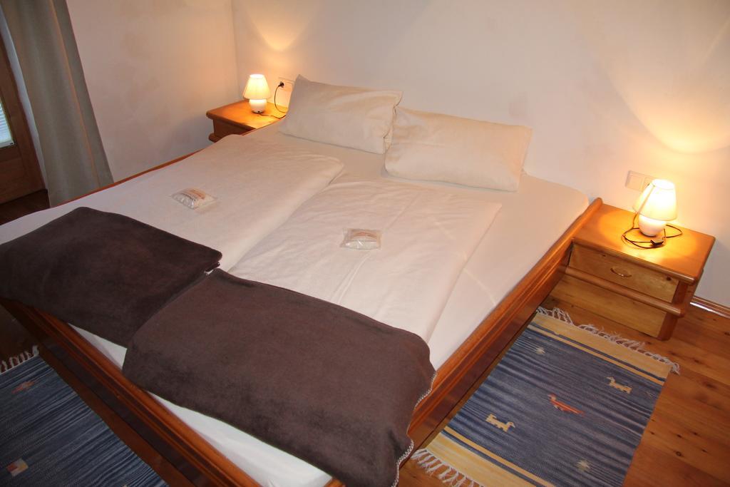 Apartmenthaus Innerkratzerhof Prägraten Exteriér fotografie